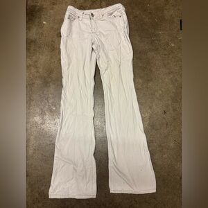 Lei Sophia hipster flare pants size 3 regular